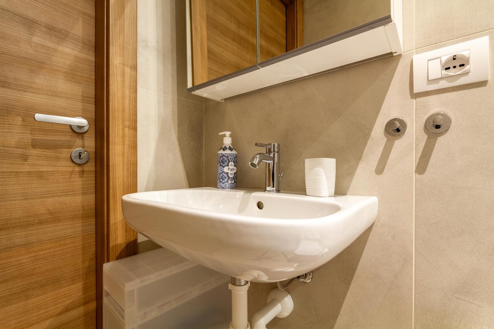 La Casa Di Matilde - Navigli Apartments Milan Luaran gambar